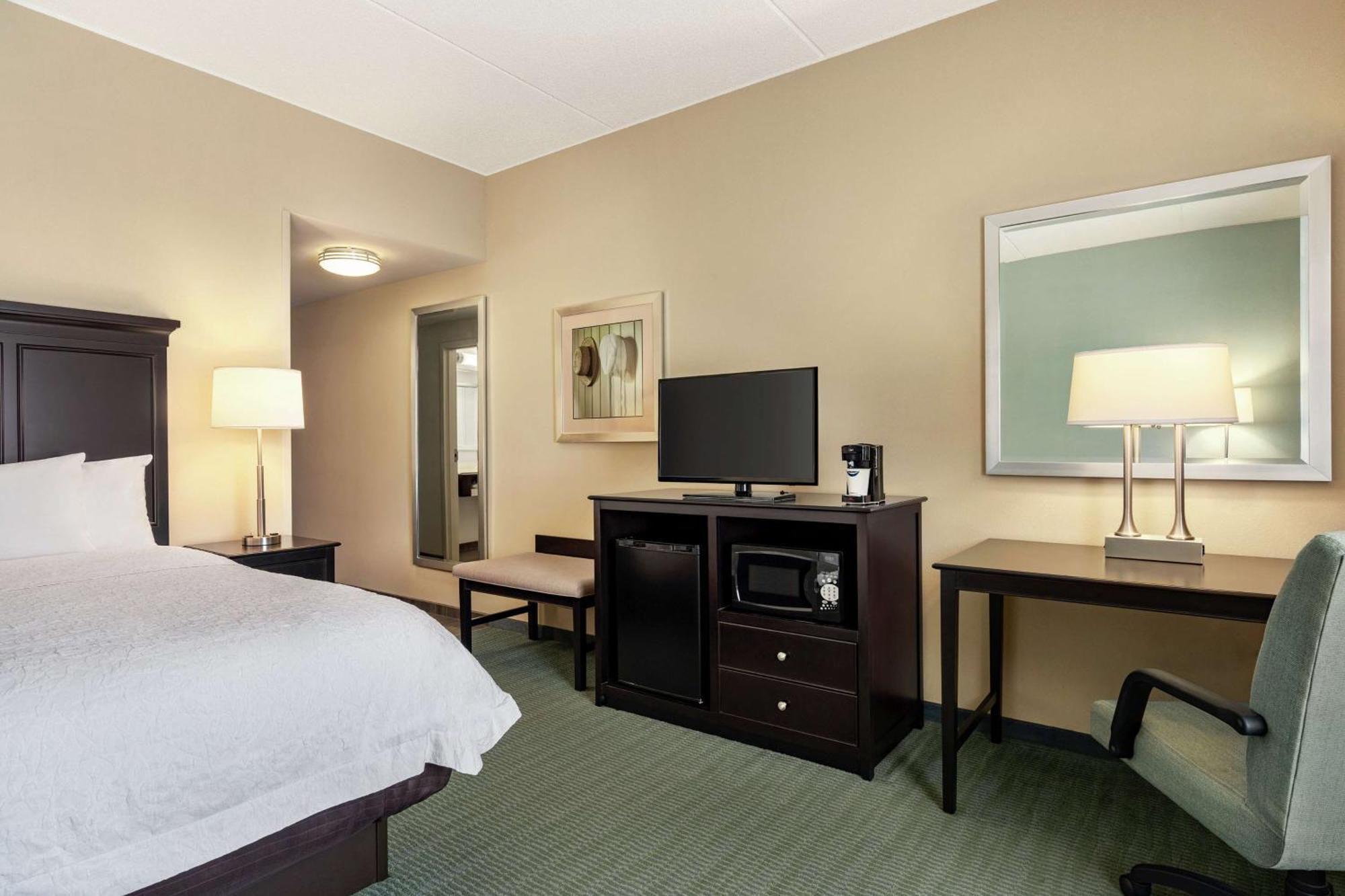 Hampton Inn & Suites Mount Joy/Lancaster West, Pa Manheim Bagian luar foto